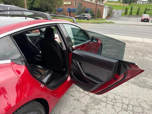2019 Tesla Model 3 Mid Range