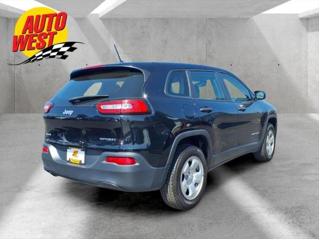2017 Jeep Cherokee Sport