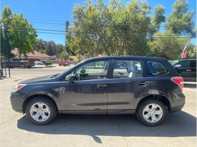 2016 Subaru Forester 2.5i