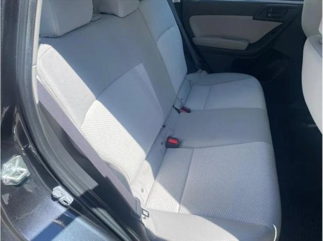 2016 Subaru Forester 2.5i
