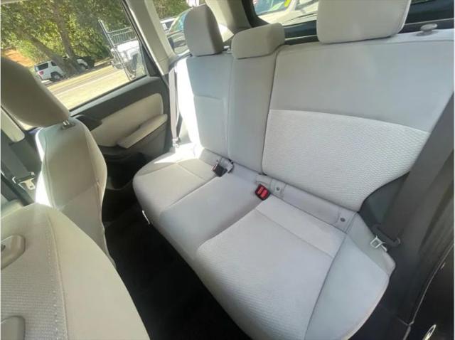 2016 Subaru Forester 2.5i