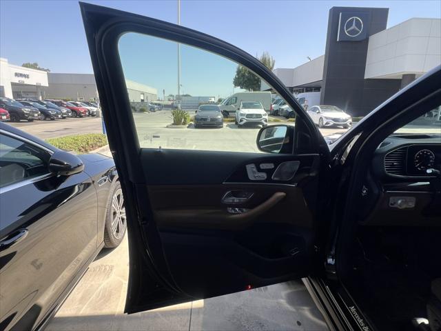 2026 Mercedes-Benz GLS Base - Photo 10
