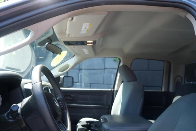 2019 Ram 1500 Classic Express Quad Cab 4x4 64 Box