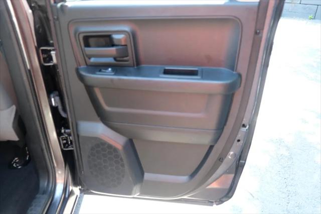 2019 Ram 1500 Classic Express Quad Cab 4x4 64 Box