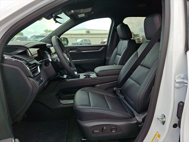 2026 GMC Acadia Elevation FWD