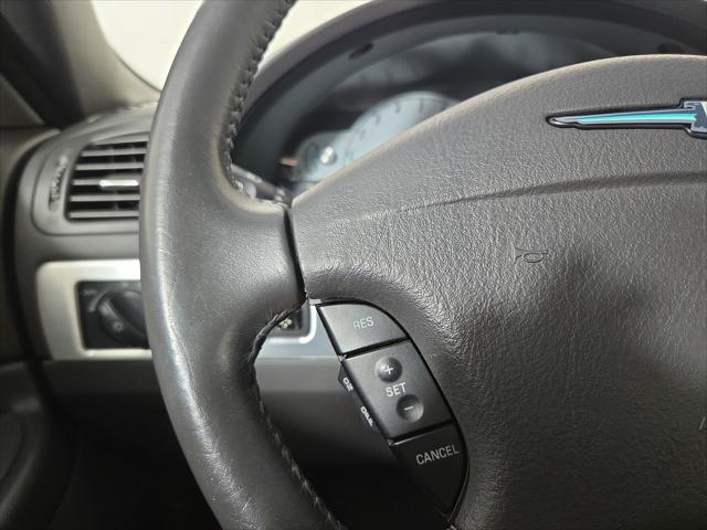 2002 Ford Thunderbird Base
