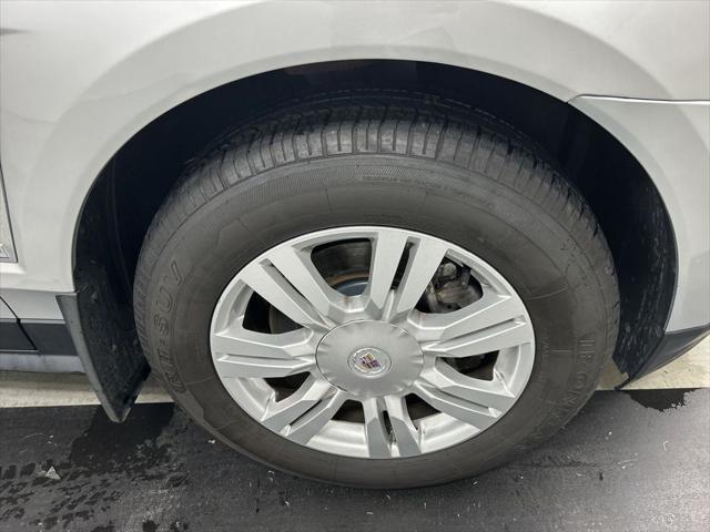 2011 Cadillac SRX Standard