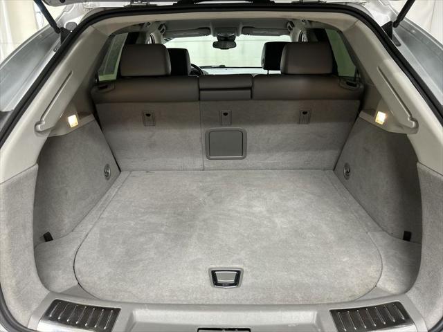 2011 Cadillac SRX Standard