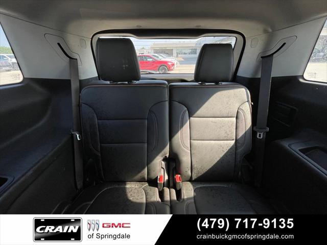 2021 GMC Acadia AWD AT4