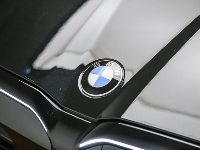 2027 BMW M5 Base