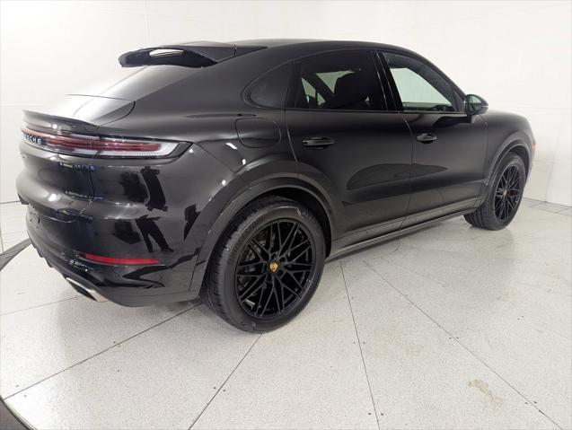 2025 Porsche Cayenne Unknown