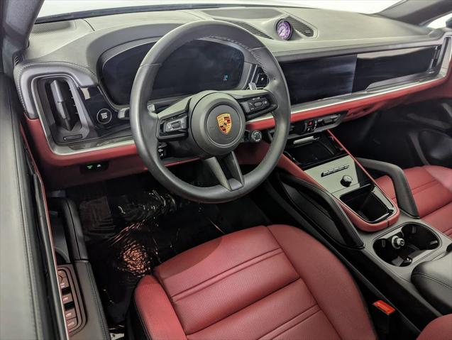 2025 Porsche Cayenne Unknown