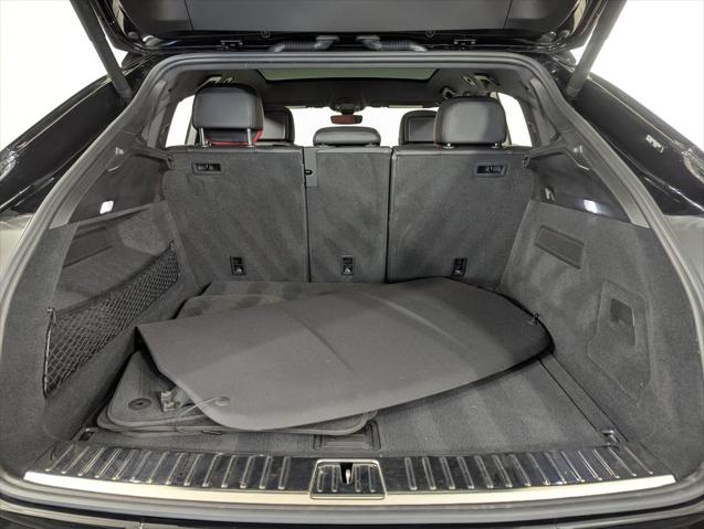 2025 Porsche Cayenne Unknown
