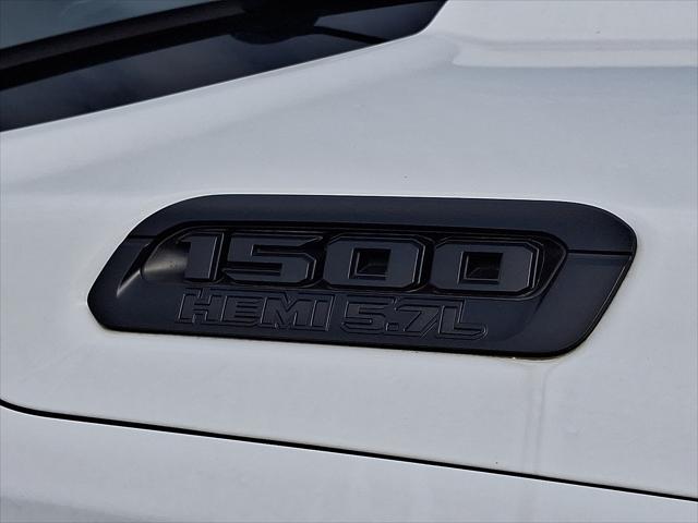 2022 RAM 1500 Big Horn Quad Cab 4x4 64 Box 2022 RAM 1500 Big Horn Quad Cab 4x4 64 Box