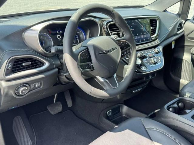 2026 Chrysler Pacifica Select 2026 Chrysler Pacifica Select