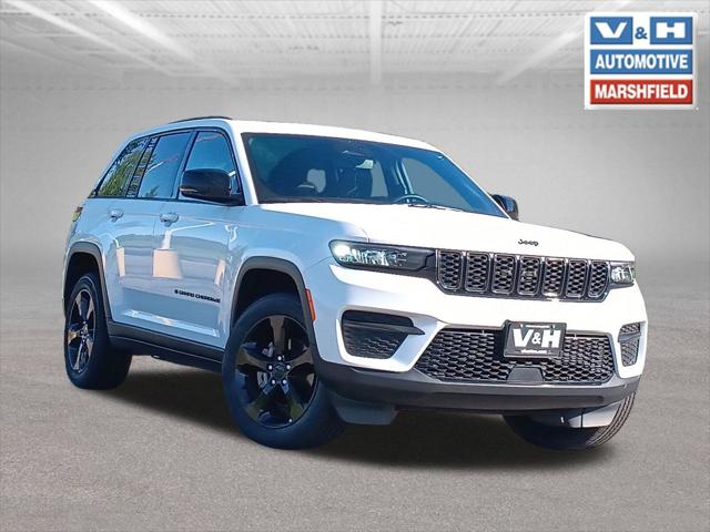 2023 Jeep Grand Cherokee Altitude 4x4 for sale in Marshfield, WI