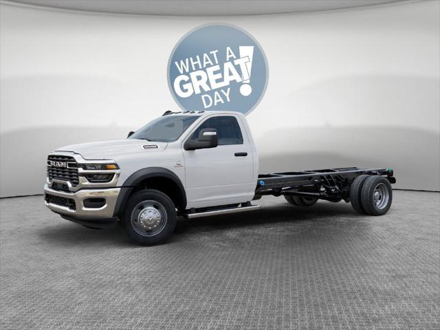 2027 RAM Ram 5500 Chassis Cab RAM 5500 TRADESMAN CHASSIS REGULAR CAB 4X4 120 CA