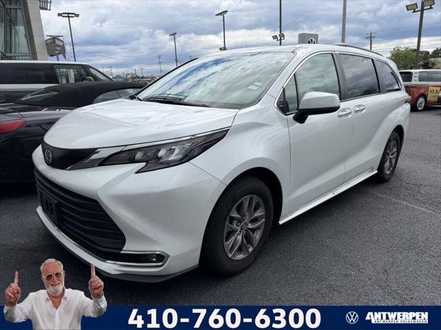 2024 Toyota Sienna XLE
