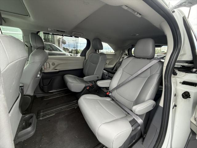 2024 Toyota Sienna XLE