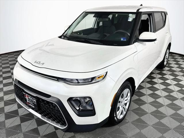2022 Kia Soul LX 2022 Kia Soul LX