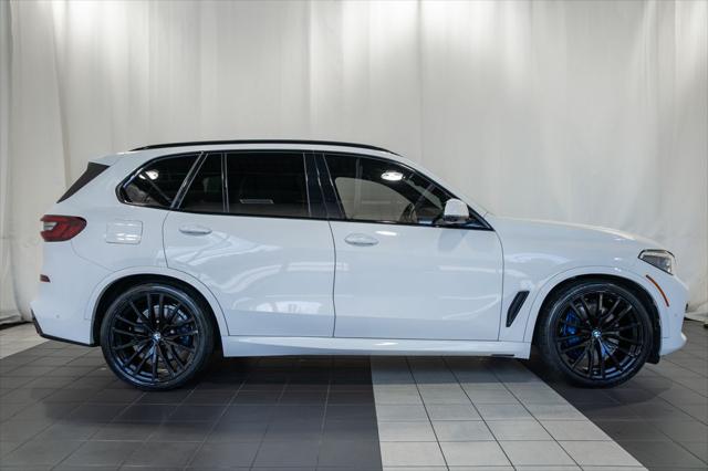 2022 BMW X5 M50i 2022 BMW X5 M50i