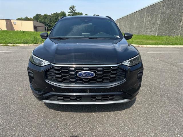 2024 Ford Escape ST-Line 2024 Ford Escape ST-Line