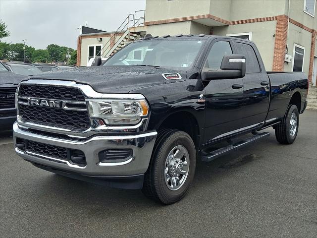 2024 RAM 2500 Tradesman Crew Cab 4x4 8 Box 2024 RAM 2500 Tradesman Crew Cab 4x4 8 Box