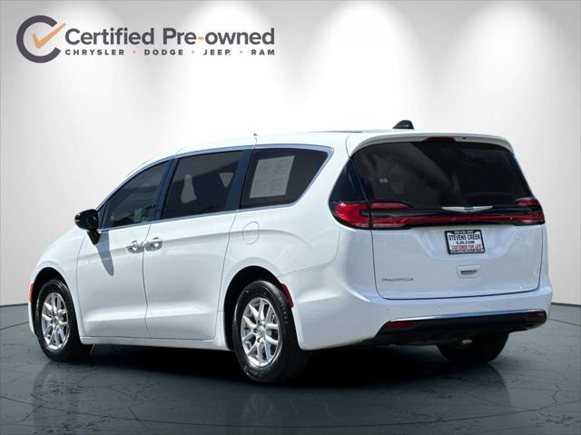 2024 Chrysler Pacifica Touring L