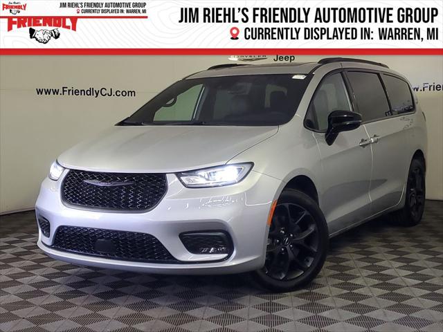 2024 Chrysler Pacifica Limited AWD for sale in Warren, MI