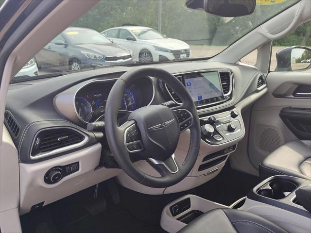 2023 Chrysler Pacifica Touring L AWD