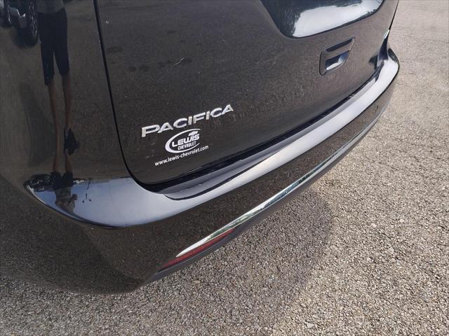 2023 Chrysler Pacifica Touring L AWD