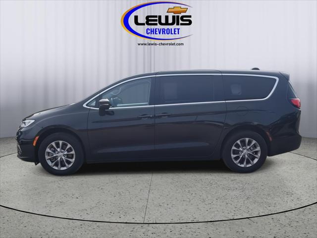 2023 Chrysler Pacifica Touring L AWD