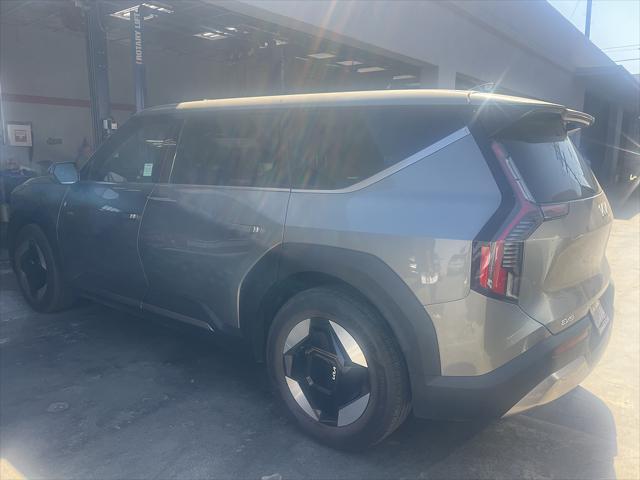 2024 Kia EV9 Light Long Range