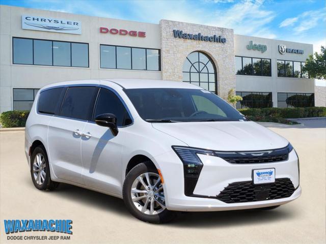 2027 Chrysler Pacifica Select for sale in Waxahachie, TX