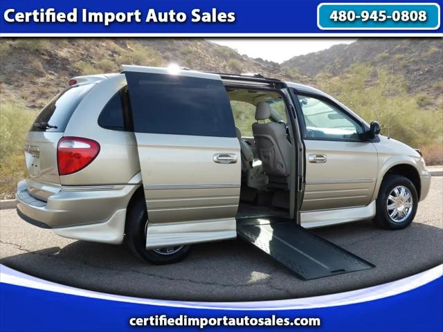2007 Chrysler Town & Country Limited for sale in Phoenix, AZ
