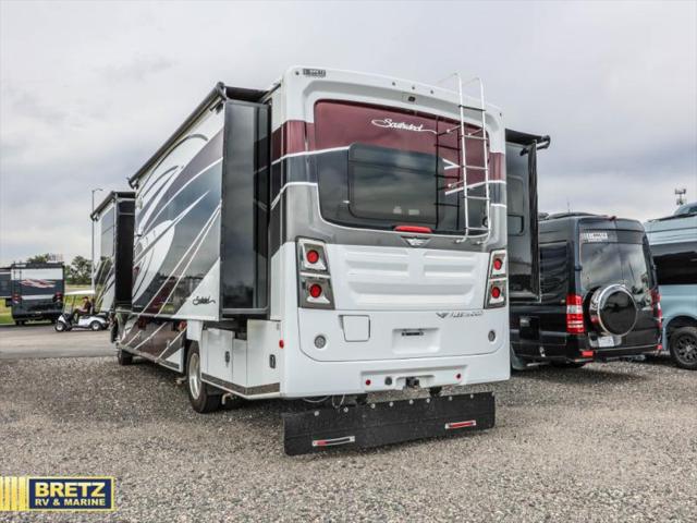 2021 Ford F-53 Unknown