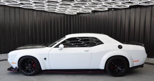 2018 Dodge Challenger 392 Hemi Scat Pack Shaker