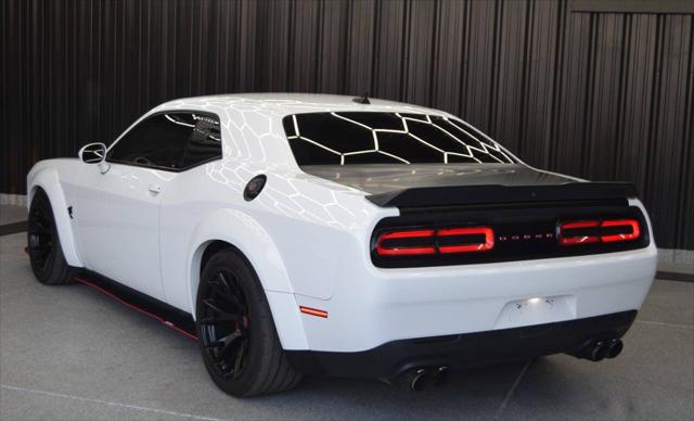 2018 Dodge Challenger 392 Hemi Scat Pack Shaker