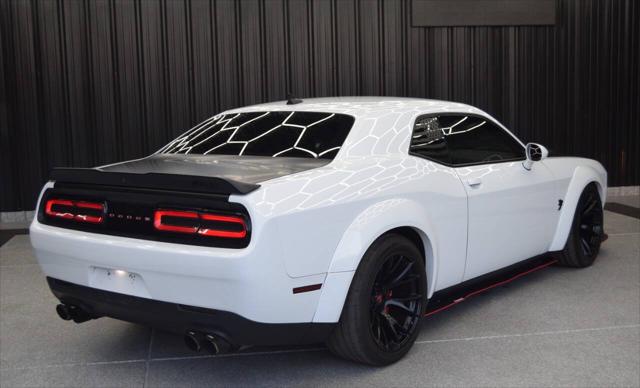 2018 Dodge Challenger 392 Hemi Scat Pack Shaker