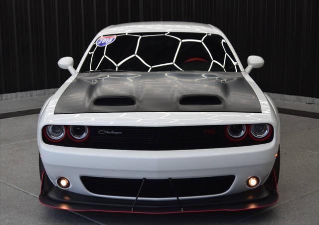 2018 Dodge Challenger 392 Hemi Scat Pack Shaker