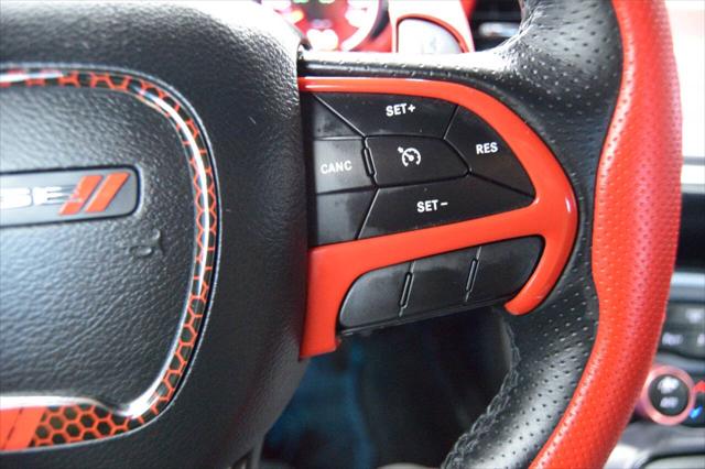 2018 Dodge Challenger 392 Hemi Scat Pack Shaker