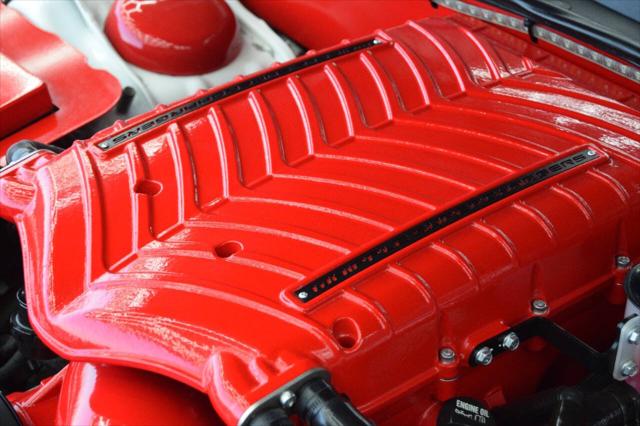 2018 Dodge Challenger 392 Hemi Scat Pack Shaker