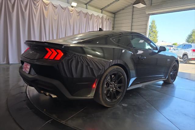 2025 Ford Mustang GT Premium Fastback