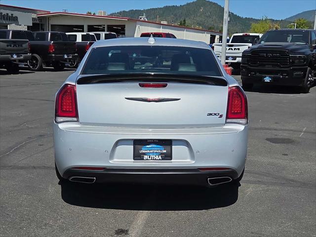 2021 Chrysler 300 300S