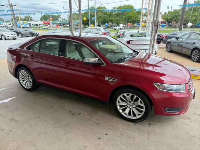 2018 Ford Taurus Limited
