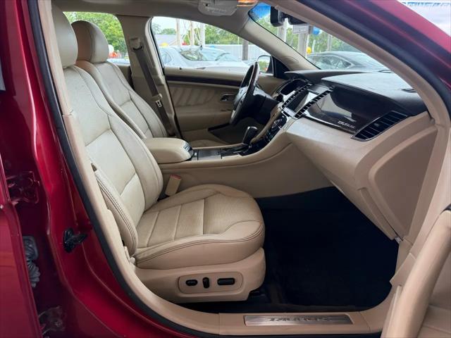 2018 Ford Taurus Limited