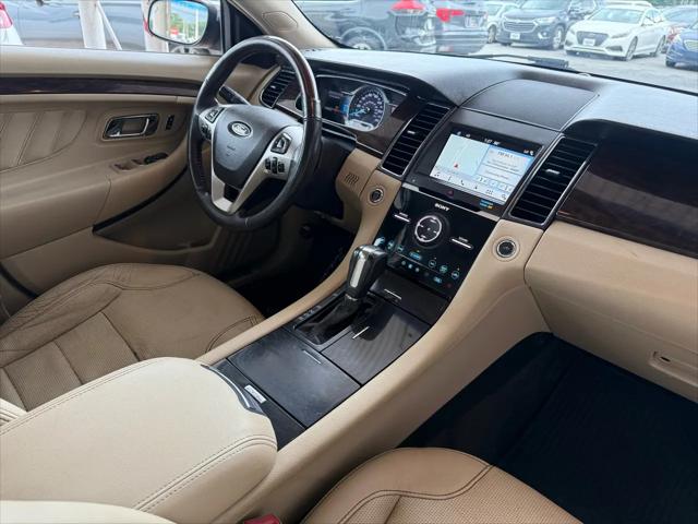 2018 Ford Taurus Limited