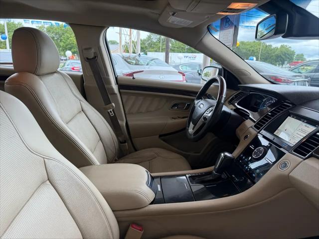 2018 Ford Taurus Limited