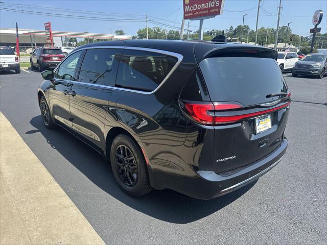 Used 2023 Chrysler Pacifica Touring L For Sale in Toledo, OH