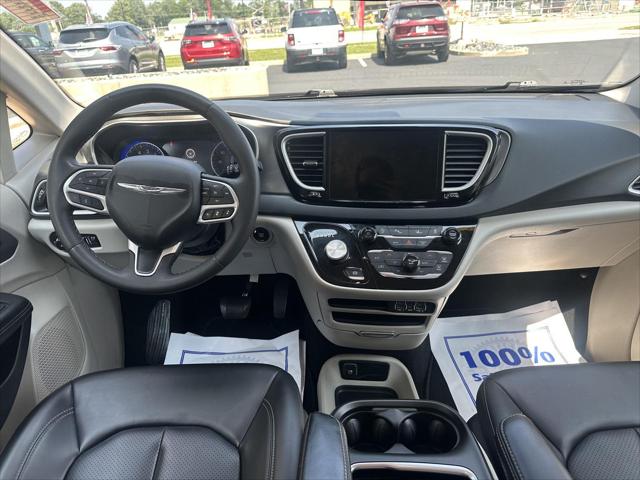 Used 2023 Chrysler Pacifica Touring L For Sale in Toledo, OH